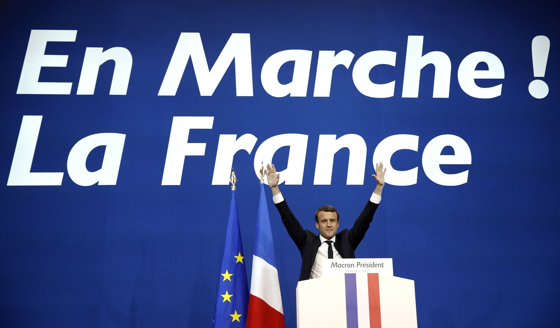 Emmanuel Macron sera dirigé par la droite