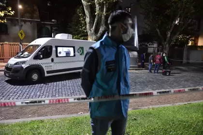 23-04-2020_el_geriatrico_del_barrio_portenio