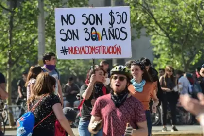 chile-letrero-protestas-afp-1571695473585