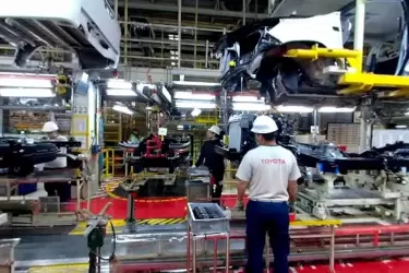Toyota se suma a Ford que ayer paralizó sus dos turnos de producción en su planta de la localidad bonaerense de General Pacheco