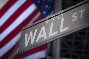 Los índices de Wall Street ceden, arrastrando a los ADR.