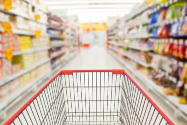 Los supermercados y lasempresas acordaron retrotraer los precios de los alimentos.