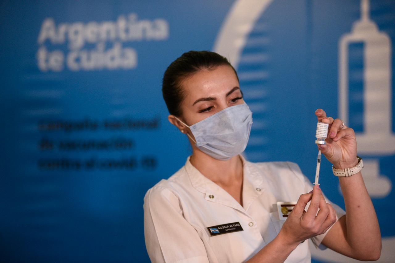 Argentina registró en junio un nuevo récord de vacunados y de dosis recibidas - El Economista