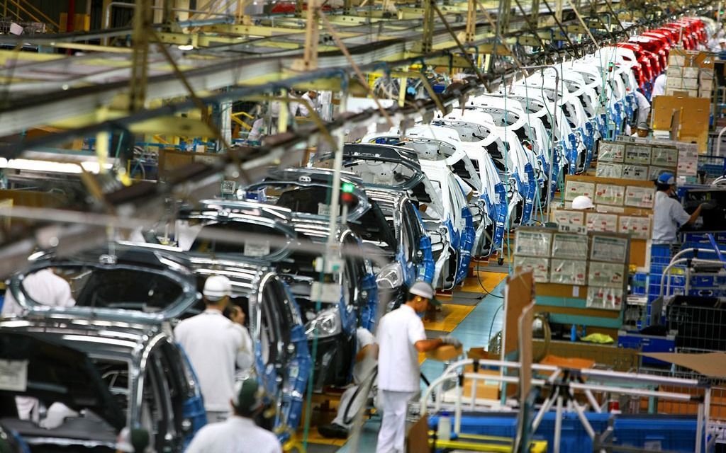 La producción de autos creció 32% interanual en mayo - El Economista