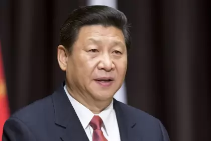 China continuará comprometida con una política exterior pacífica de independencia y soberanía