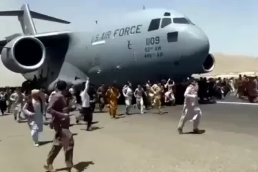 16AFGHANISTAN-AIRPORT-USAF-mobileMasterAt3x