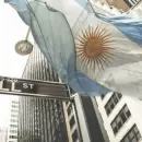 Acciones argentinas en baja: el S&P Merval se desplomó casi 3% y los ADR retrocedieron hasta 7%