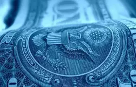 El dólar blue acumuló la semana pasada una suba de $10.