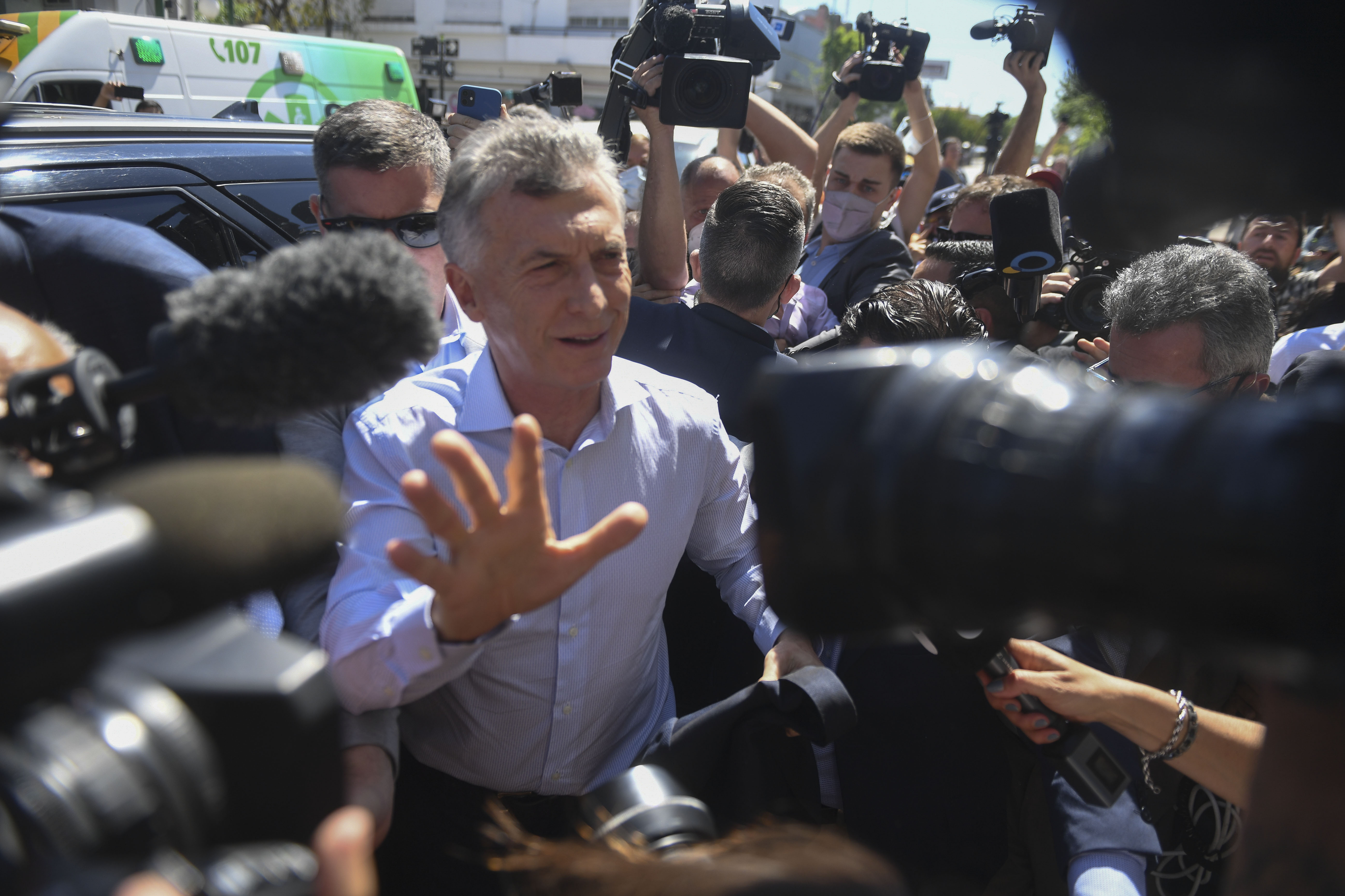 Mauricio Macri fue operado en una clínica de Palermo