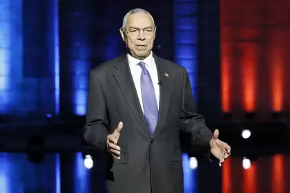 Colin Powell, completamente vacunado, muere por Covid a los 84 años