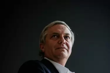 El conservador Kast toma la delantera en Chile
