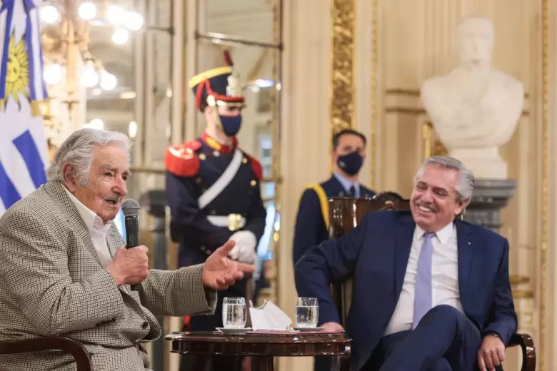 José "Pepe" Mujica y Alberto Fernández.