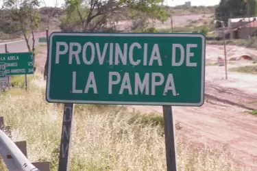 Denuncian al Gobierno de La Pampa por usar dinero público con fines electorales