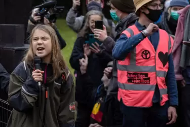 "Basta de bla bla bla": Greta Thunberg critica a los líderes mundiales en la protesta de la COP26