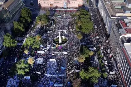 Manifestacin en Plaza de Mayo.