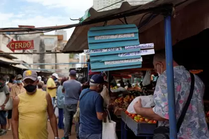 Cuba anuncia inflación superior al 70%
