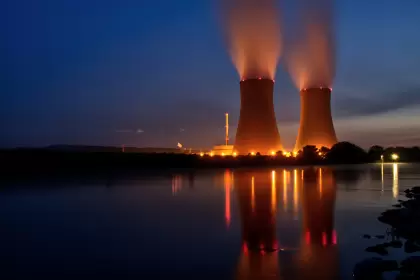 La UE apuesta a la energía nuclear y el gas natural: serían consideradas "invers