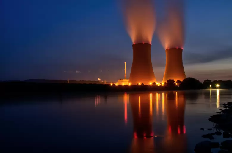 La UE apuesta a la energía nuclear y el gas natural: serían consideradas "inversiones verdes"