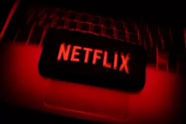 Las acciones de Netflix se desplomaron por la caída de usuarios.