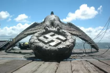 El Estado uruguayo quiere frenar la venta del águila del Graf Spee