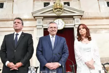 Alberto Fernández junto a Sergio Massa y Cristina Fernández de Kirchner.