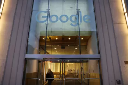 Google obliga a sus trabajadores a regresar a las oficinas a partir del 4 de abril