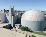 La CNEA estima que existen unas 35.000 tn de uranio verificables y recuperables, mientras que otros estudios ubican entre 100.000 y 200.000 tn.