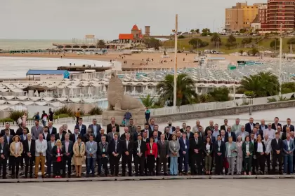 La actividad reunió a más de 200 municipios y casi 130 intendentes