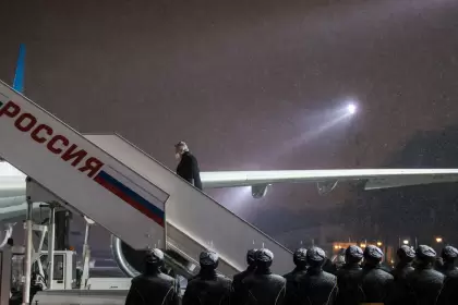 Fernández, en febrero, viajando desde Rusia a China