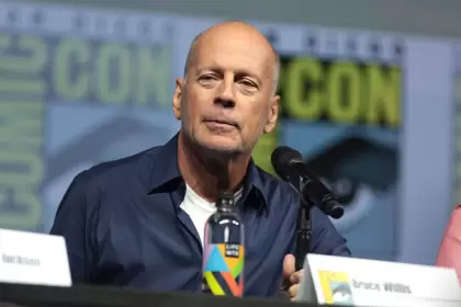 Bruce Willis deja el cine después de haber sido diagnosticado con afasia.