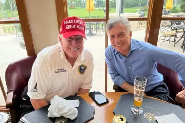 Mauricio Macri almorzó con Donald Trump en su casa de Palm Beach y luego publicó la foto en Twitter.