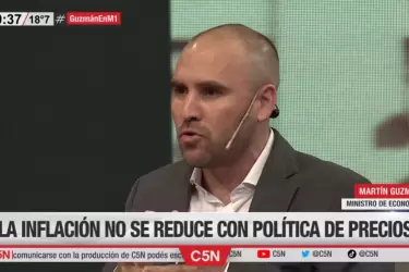 Guzmán pasa la pelota y dice que "la política está desordenada"