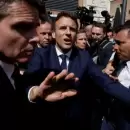 Emmanuel Macron recibió una lluvia de tomates tras su reelección
