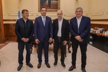 Gerardo Morales, Rodolfo Suárez, Gustavo Valdés y Horacio Rodríguez Larreta.