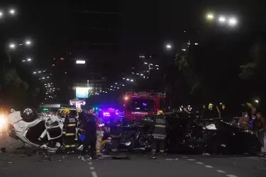 Más de 10 personas resultaron heridas por una colisión múltiple que involucró a tres vehículos particulares, un motovehículo y una bicicleta
