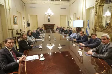 Los gobernadores y Alberto Fernández reunidos ayer en Casa Rosada.