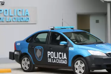 Otro preso se fugó de una comisaría porteña: es un doble homicida chileno