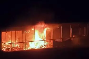 Continúan internadas 12 personas afectadas por el incendio en Recoleta.