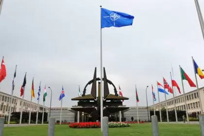 Occidente presiona a Rusia: Finlandia se unió a la OTAN