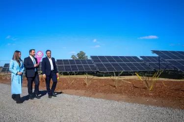 Escobar se convierte en el primer municipio registrado como usuario generador de energías renovables.
