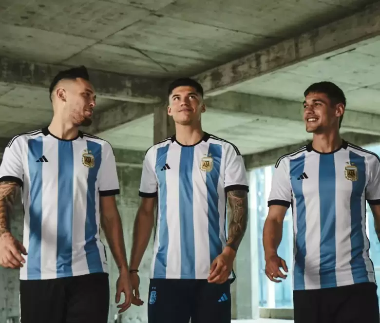 08-07-2022_el_seleccionado_argentino_de_futbol