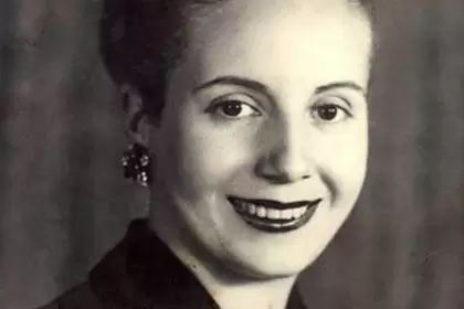 El 26 de julio de 1952, Evita fallece a los 33 aos