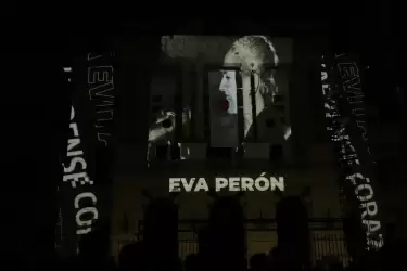 El evento para homenajear y recordar a Evita fue con invitación abierta al público en general