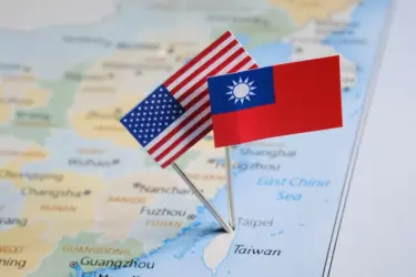 Aunque Washington no reconoce formalmente a Taiwán como un país, mantiene importantes vínculos y es su principal proveedor de armas.