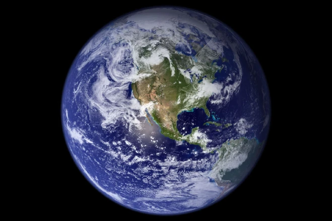 La Tierra registra el día más corto de la historia: el planeta 'gira más rápido' y podría afectar a los teléfonos celulares