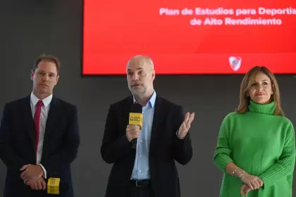 El programa tendrá la certificación de Bachillerato en Educación Física, Alternativa A, bajo el encuadre jurisdiccional en Deporte de Alto Rendimiento