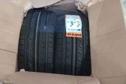Así se ocultan los neumáticos de contrabando que ingresan al país por distintas rutas