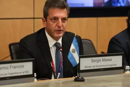 El ministro de Economa Sergio Massa anunci que subir a $330.000 el piso del impuesto a las Ganancias, que regir desde noviembre