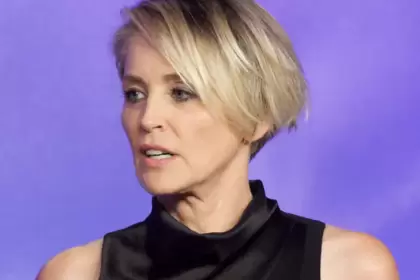 Sharon Stone revela que los médicos encontraron un 'tumor fibroide grande' después de un diagnóstico erróneo