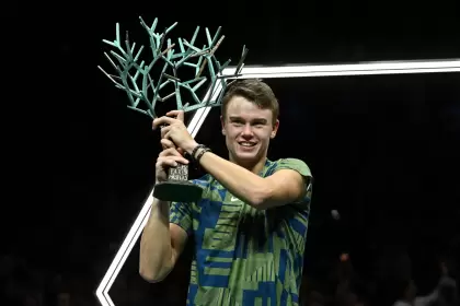 Holger Rune se quedó con el Masters 1000 de París